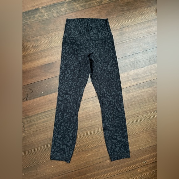 Lululemon Align high-rise crop 23” - Picture 8 of 9